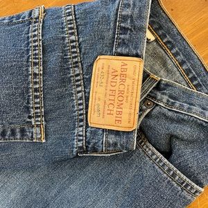 Men’s vintage low rise baggy jeans